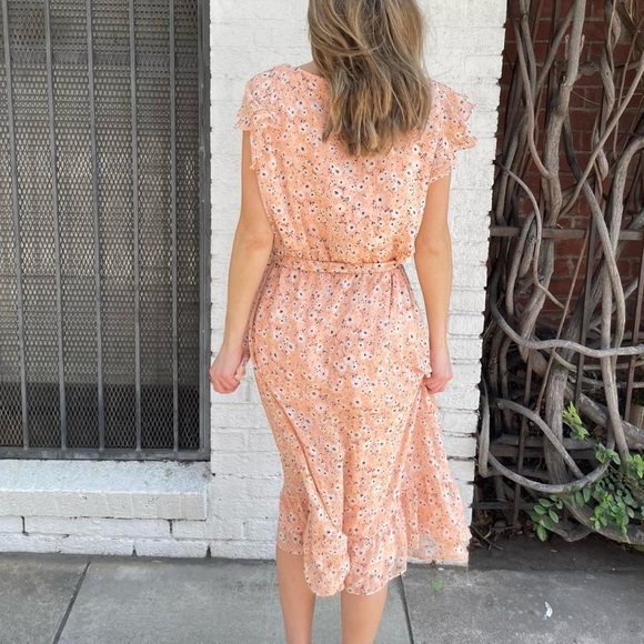 Lauren Conrad Peach floral midi dress with ruffle trim sz large - Picture 4 of 5